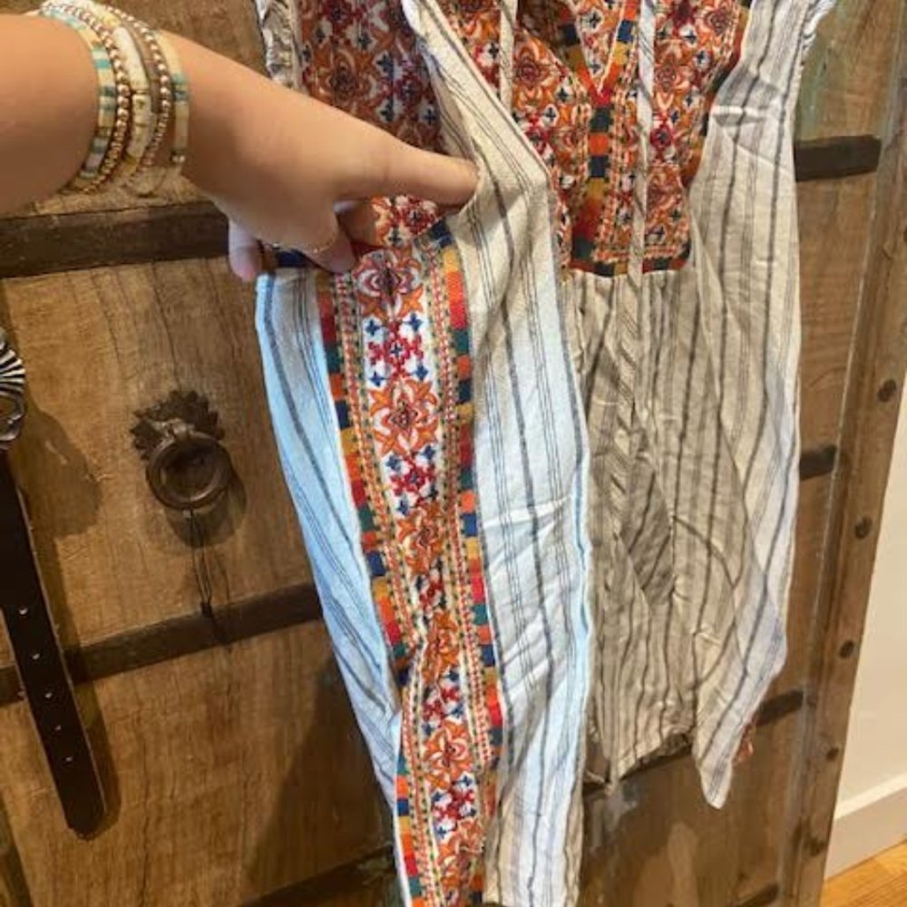 Multi-Color Embroidered Tank - Picture 3 of 4